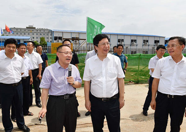 湖南省委常委、長沙市委書記胡衡華一行蒞臨頂立科技星沙基地調(diào)研考察.jpg